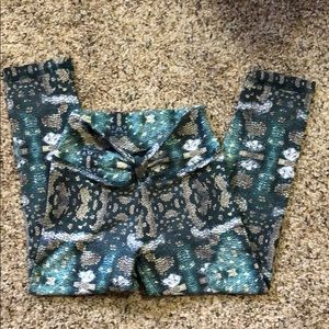 Liquido Active crop yoga pants size M